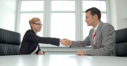 5 tips to make great first impression in interview